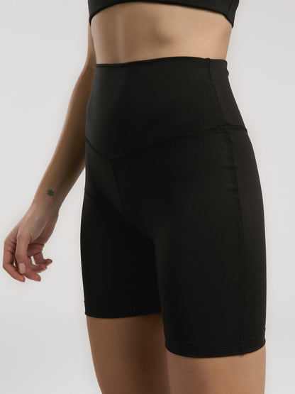 Everfit Training Essentials Siyah Kadın Kısa Tayt