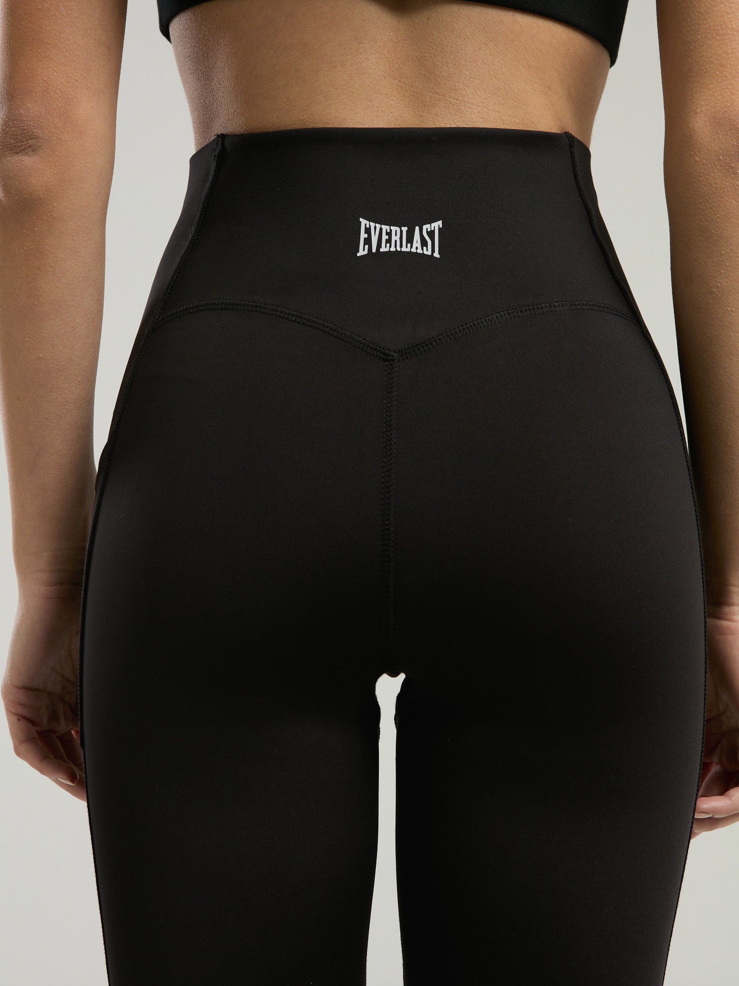 Everfit Training Essentials Siyah Kadın 7/8 Cepli Tayt